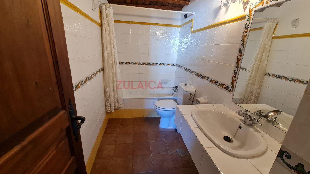 For sale of house in El Burgo