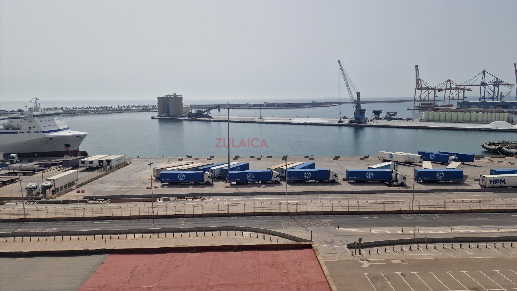 For rent of penthouse in Málaga