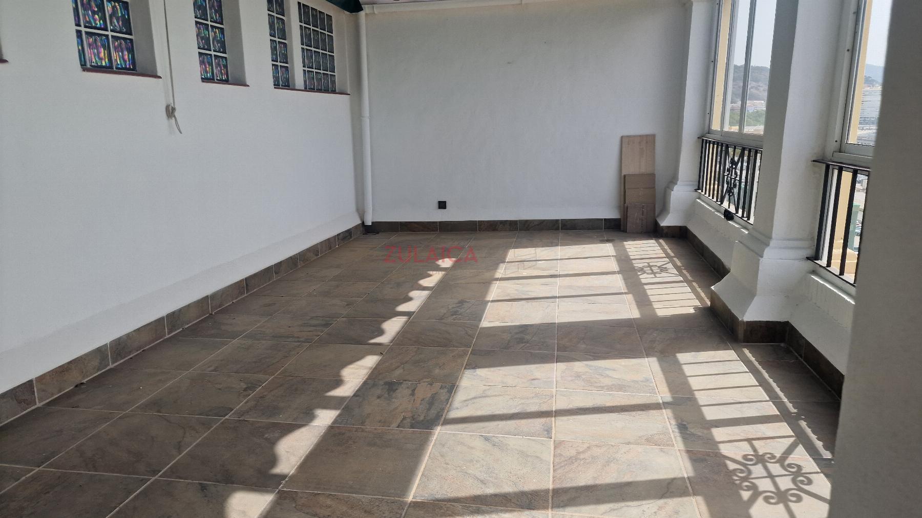 For rent of penthouse in Málaga