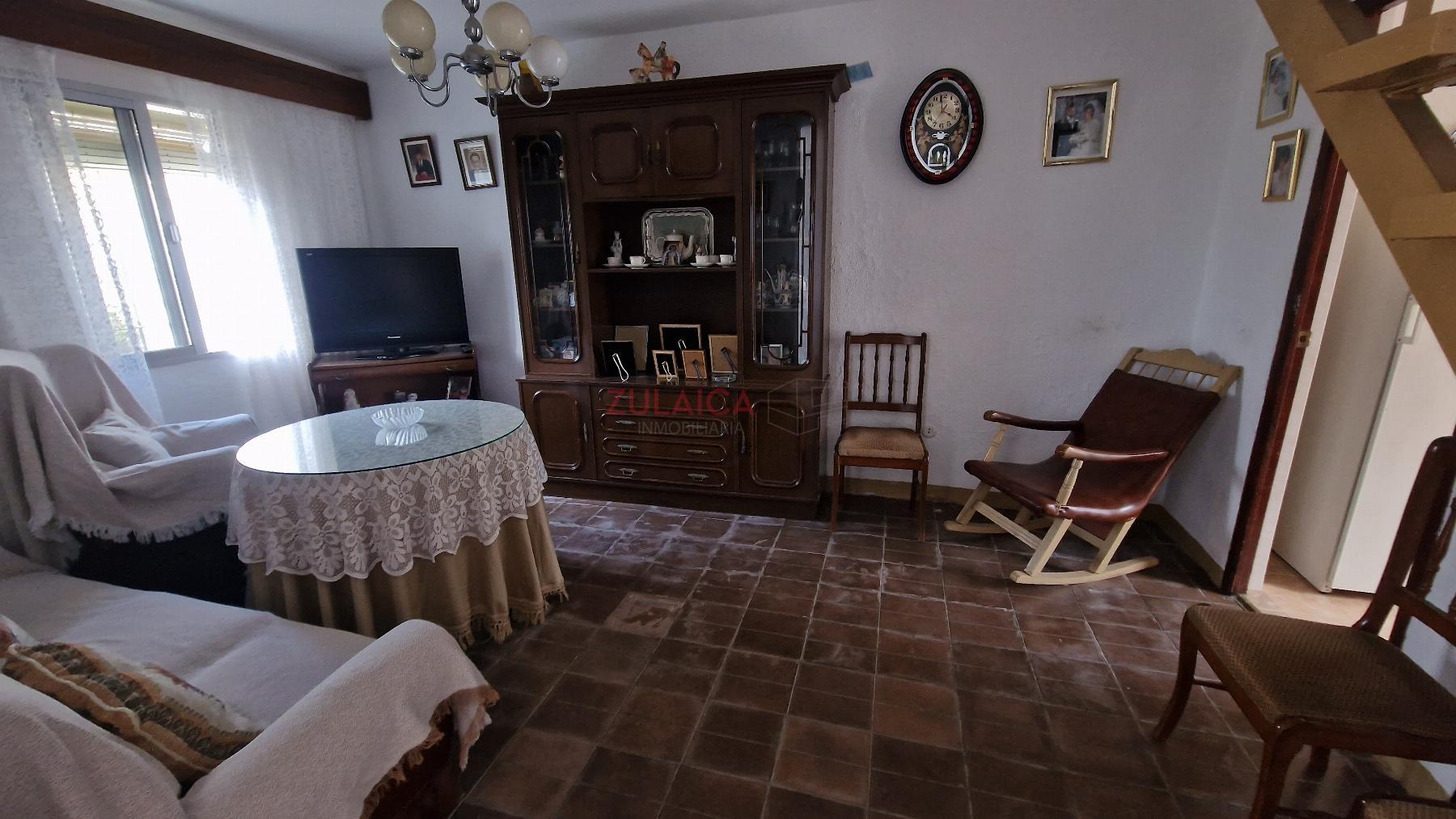 For sale of house in Alfarnate