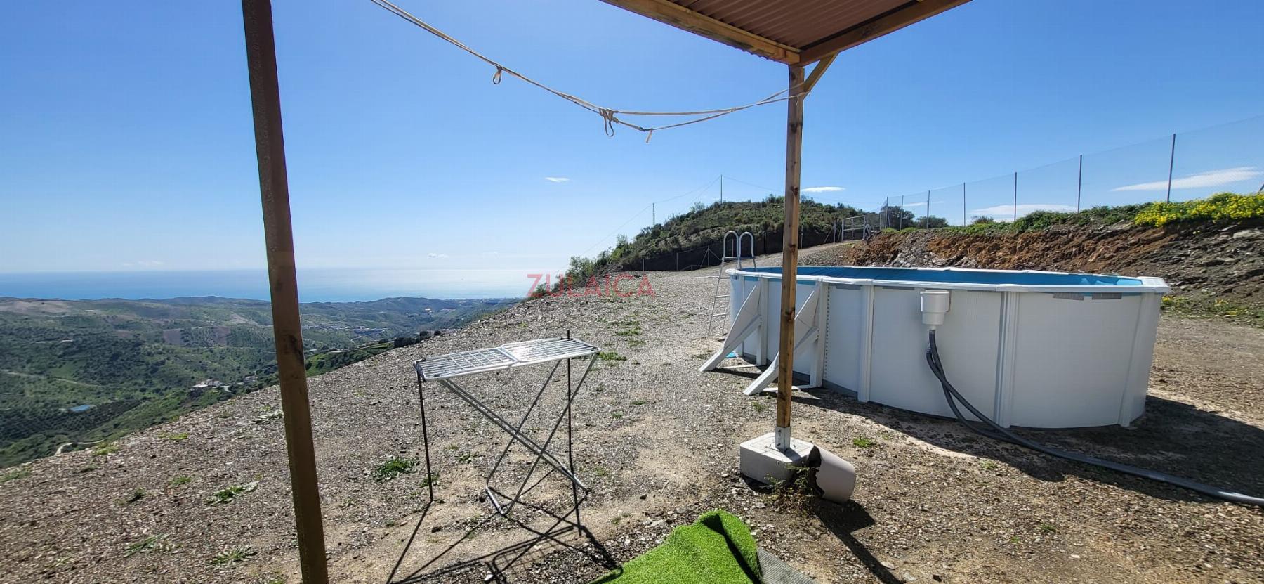 Venta de terreno en Moclinejo