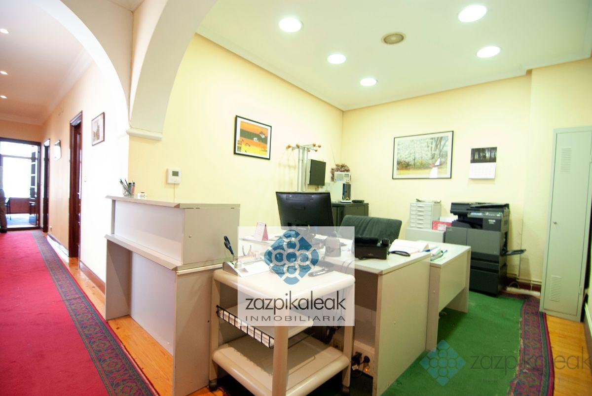 For rent of office in Bilbao