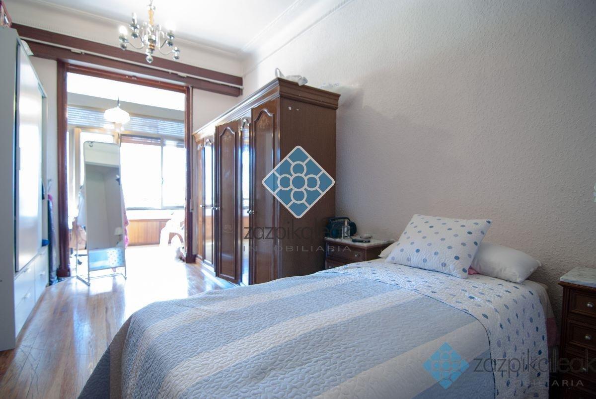 For sale of flat in Bilbao