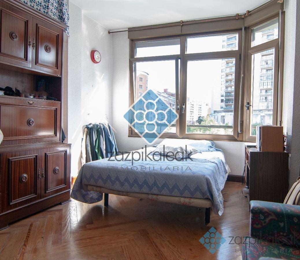 For sale of flat in Bilbao