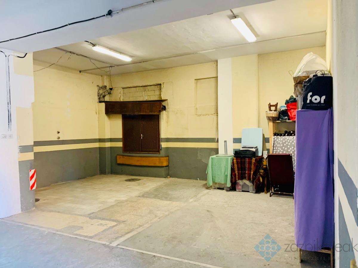 Vente de garage dans Bilbao