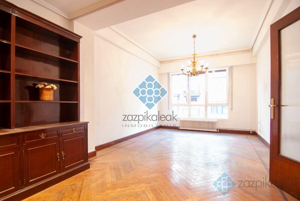 For sale of flat in Bilbao