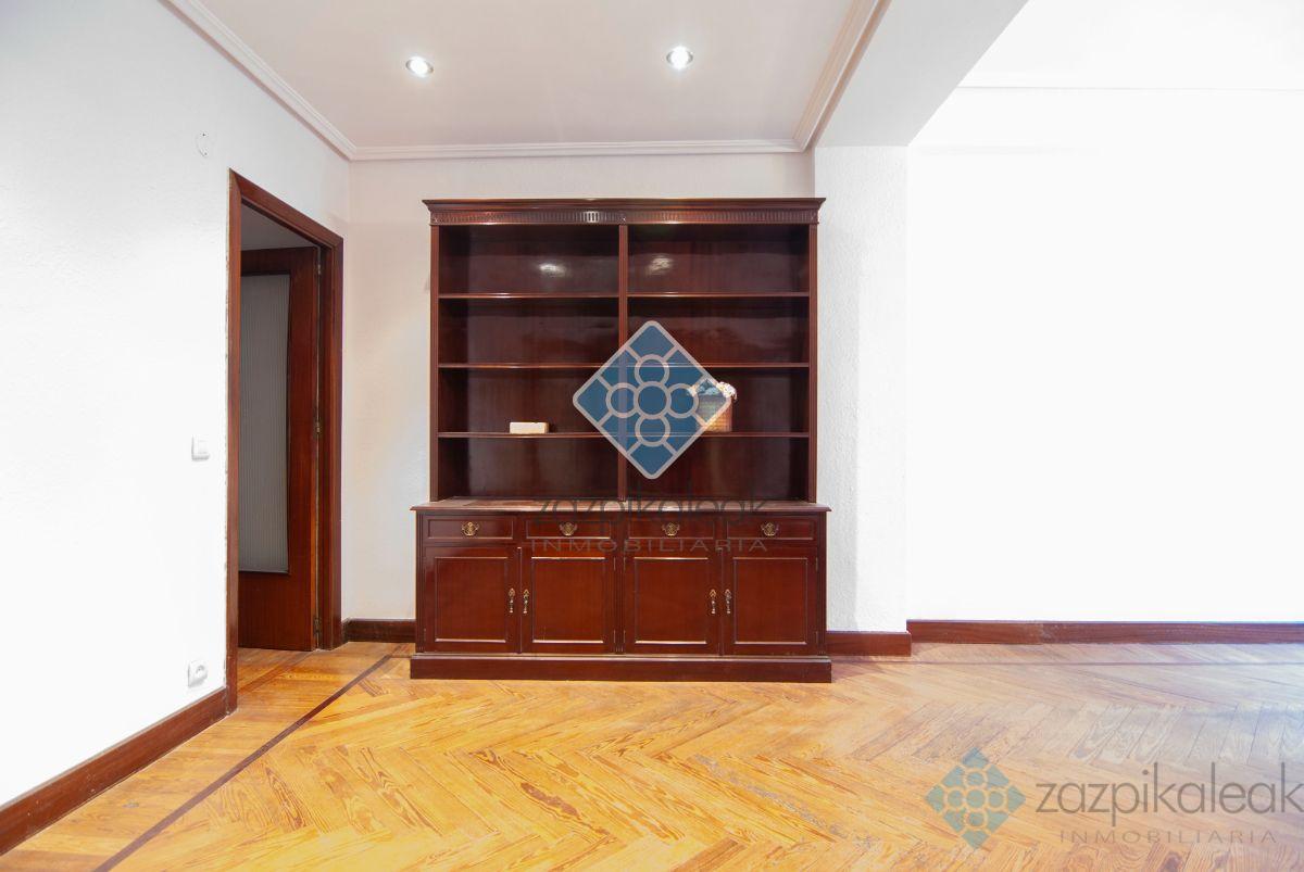 For sale of flat in Bilbao