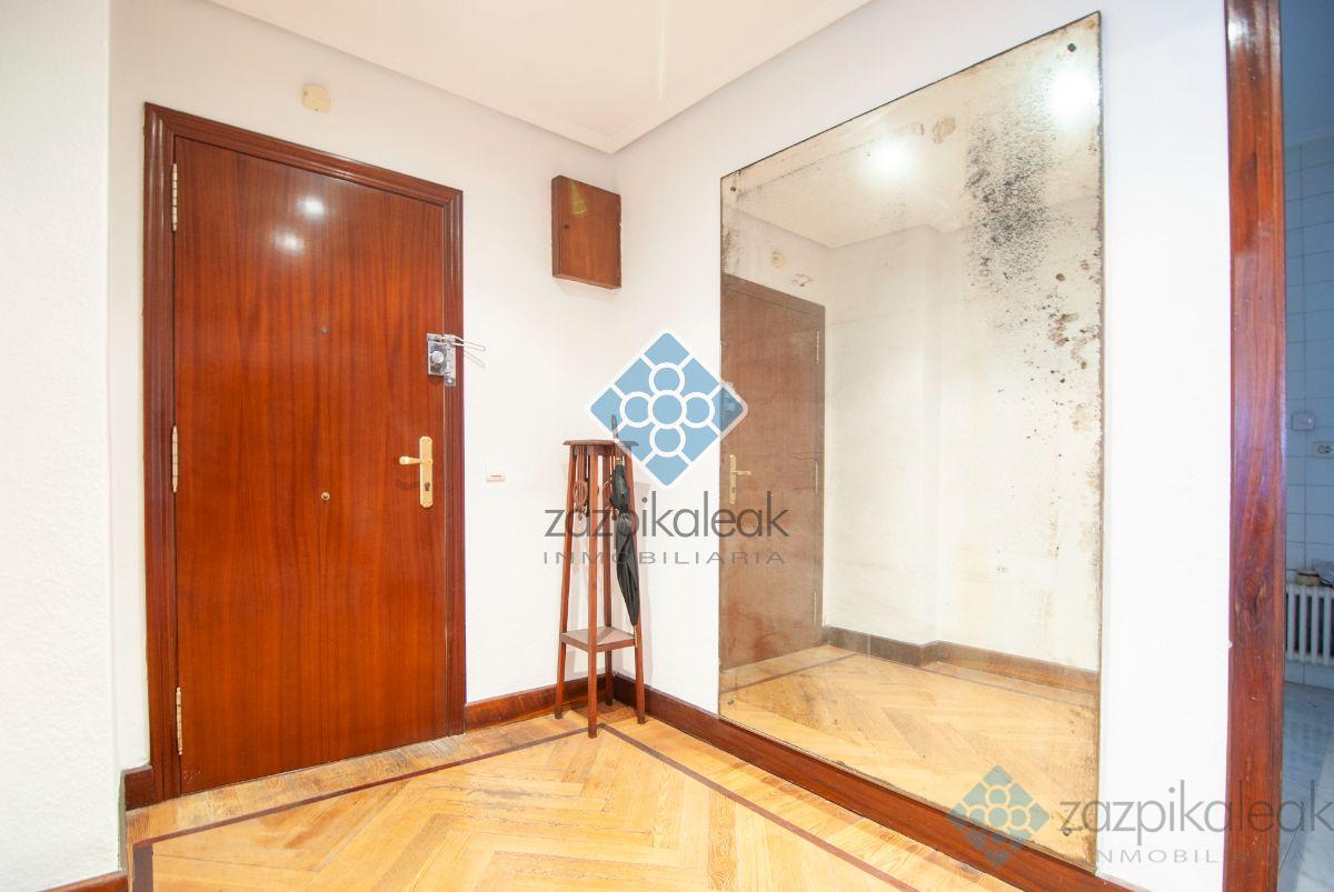 For sale of flat in Bilbao