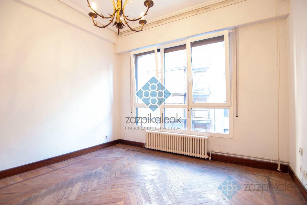 For sale of flat in Bilbao