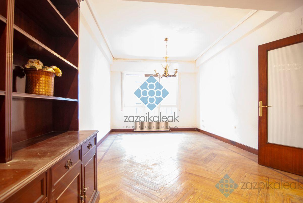 For sale of flat in Bilbao