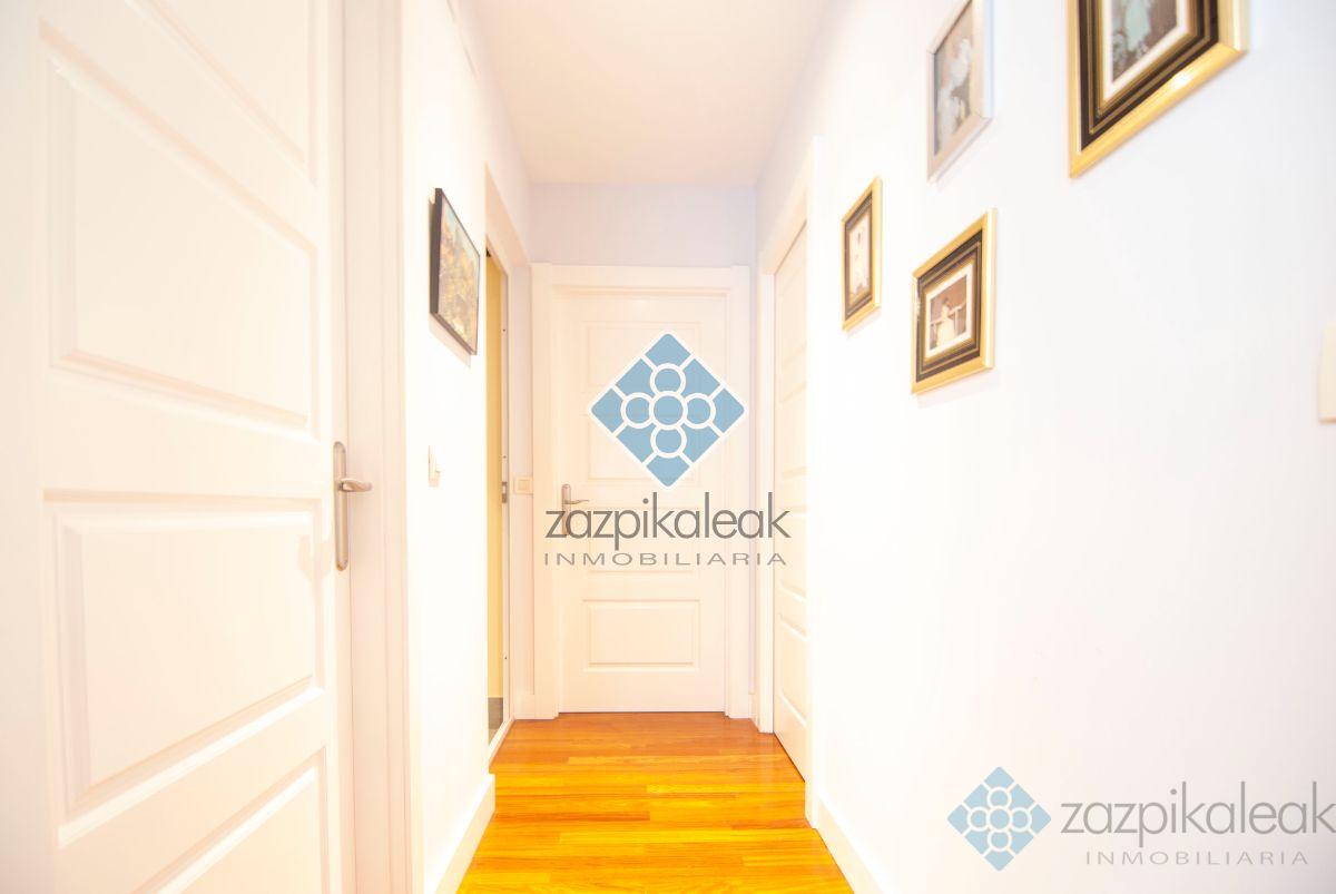 For sale of flat in Sestao