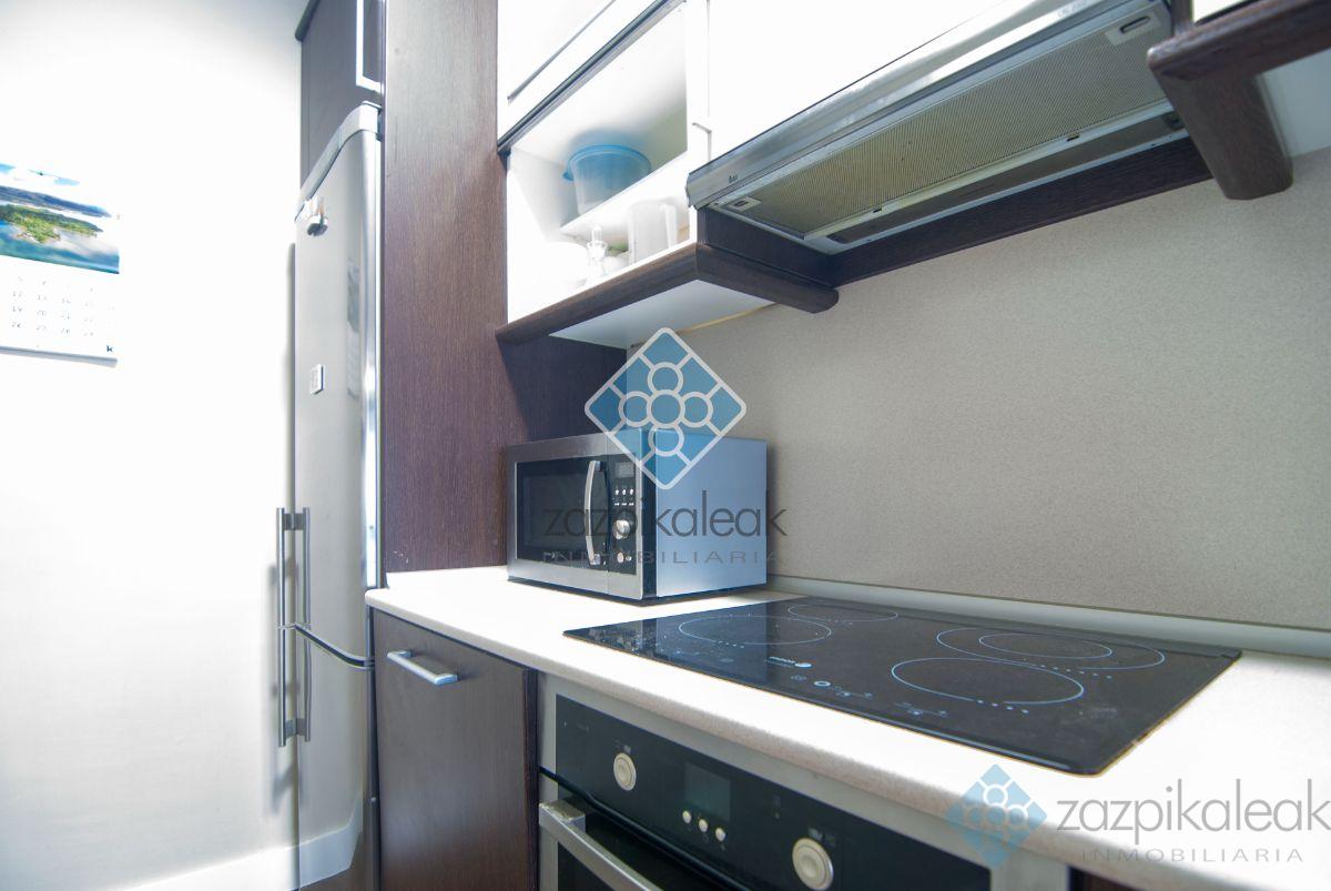 For sale of flat in Sestao
