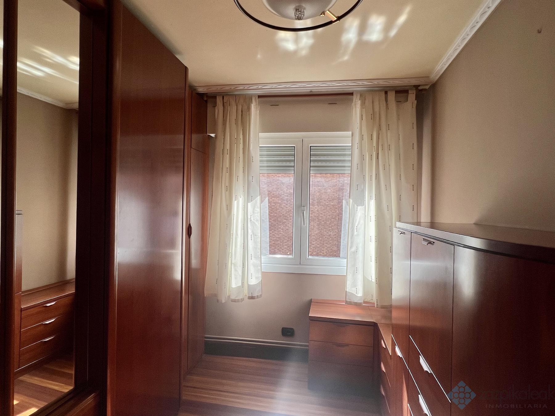 For sale of flat in Bilbao