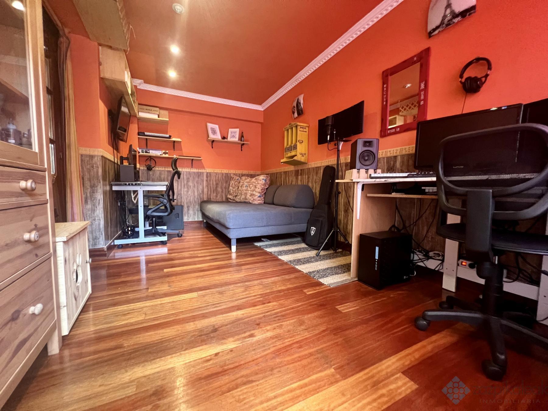 For sale of flat in Bilbao