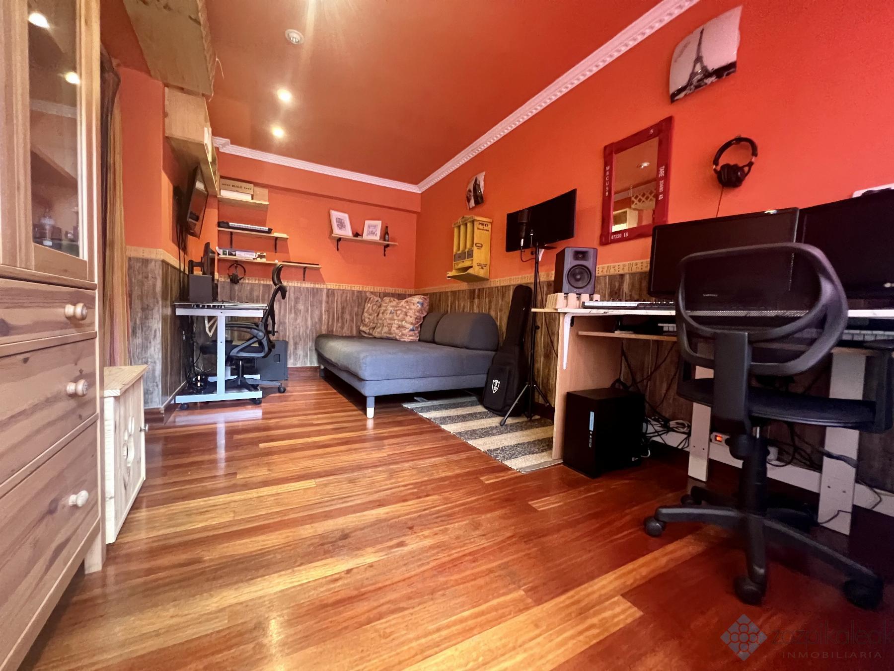 For sale of flat in Bilbao