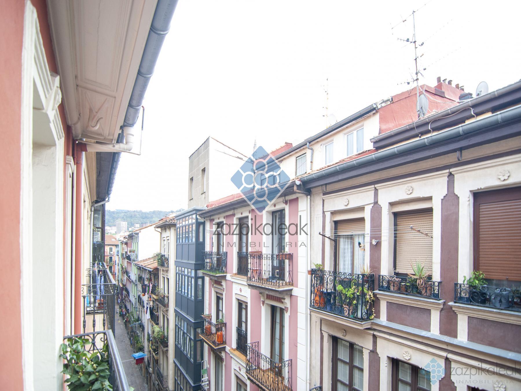 Zu verkaufen von wohnung in
 Bilbao