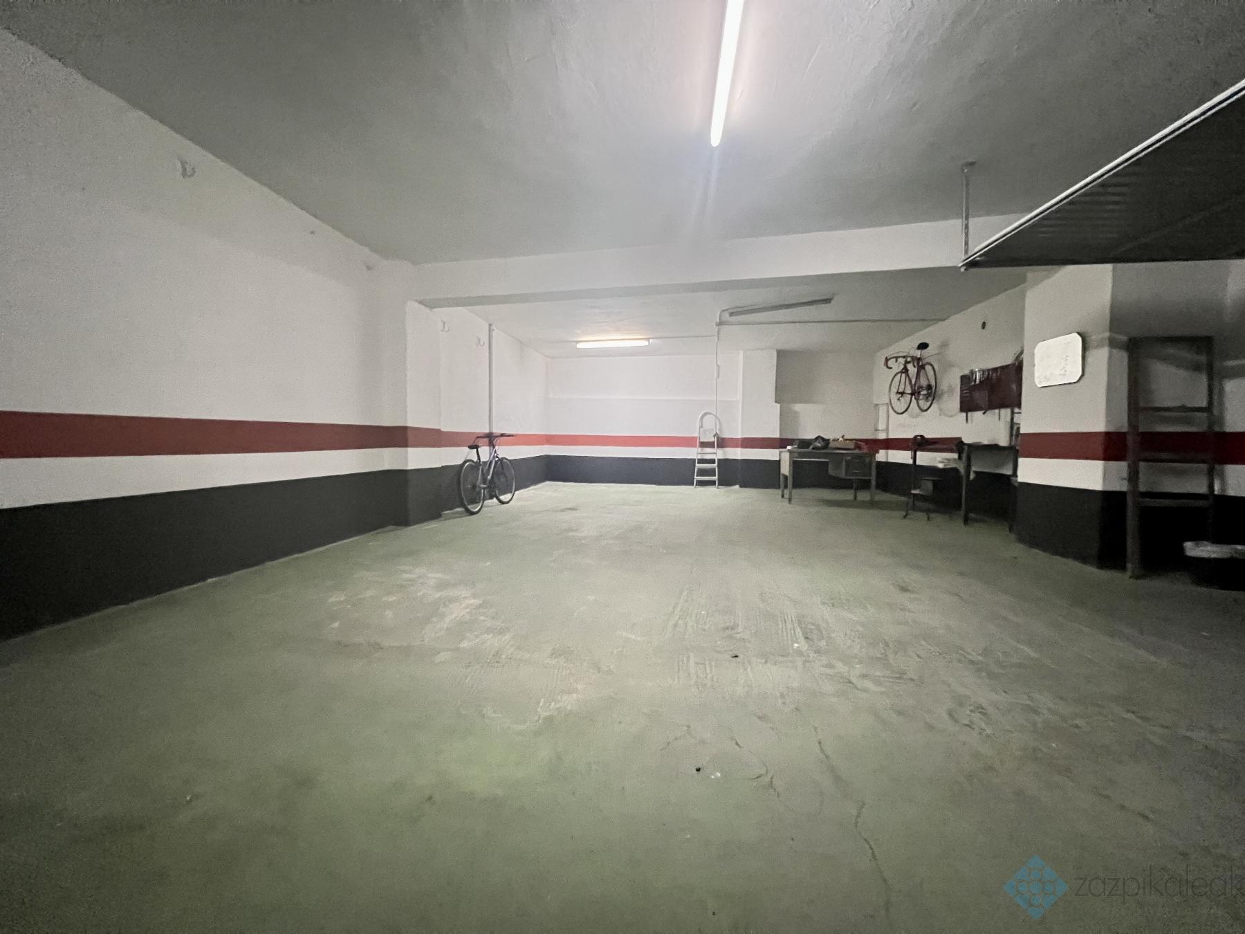 Venta de garaje en Bilbao