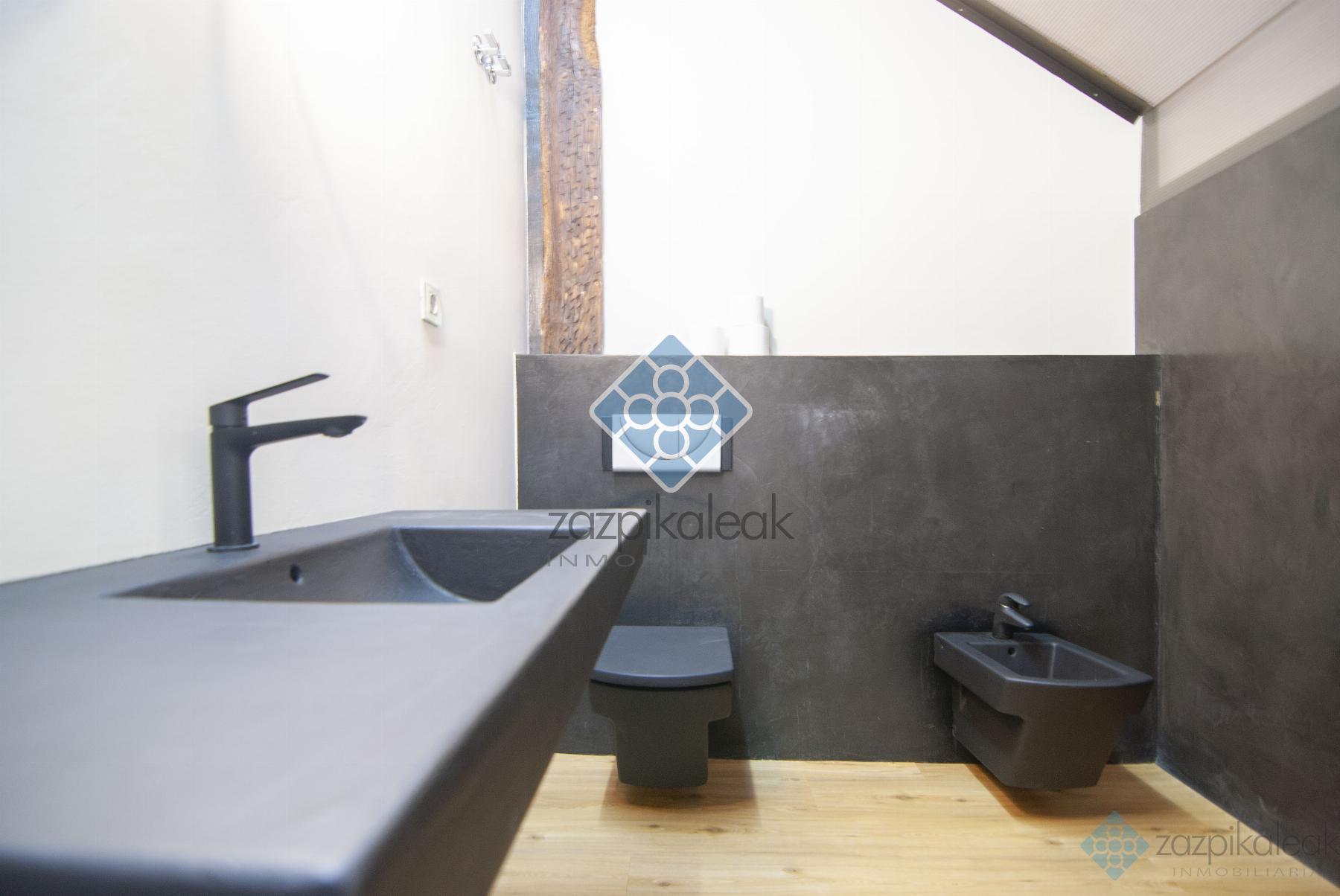 Zu verkaufen von wohnung in
 Bilbao