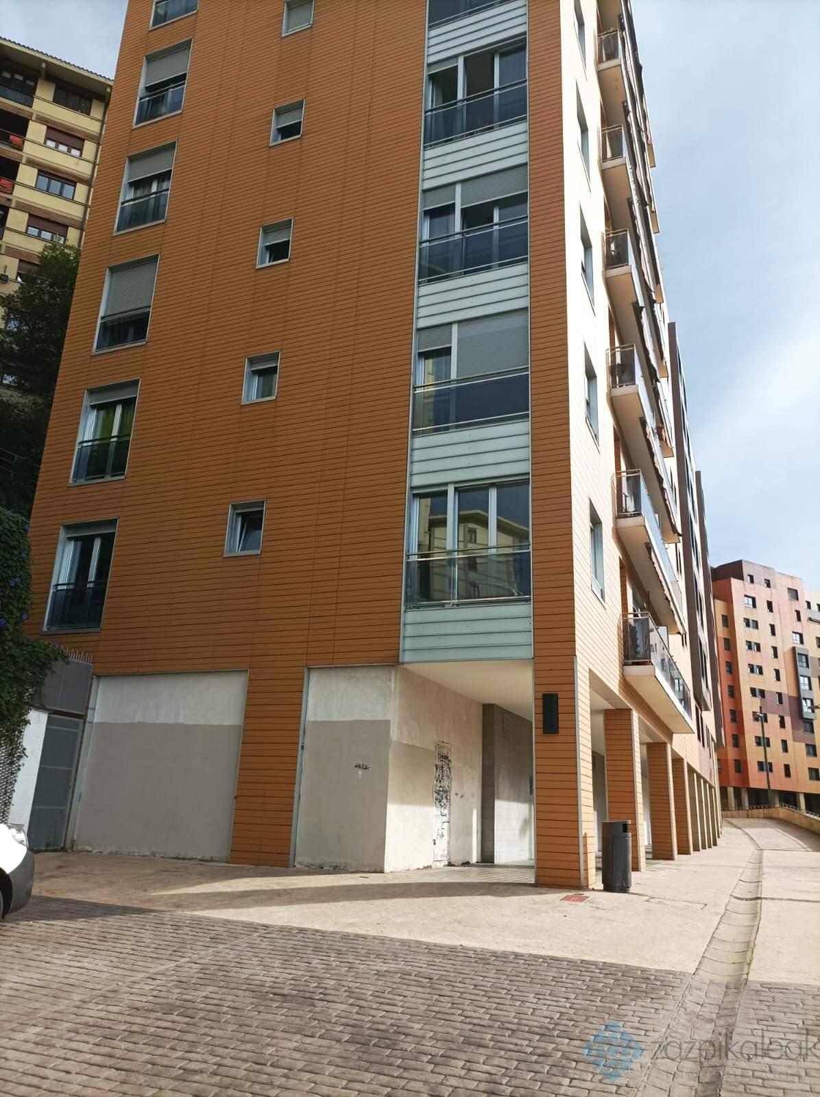 Venta de local comercial en Bilbao