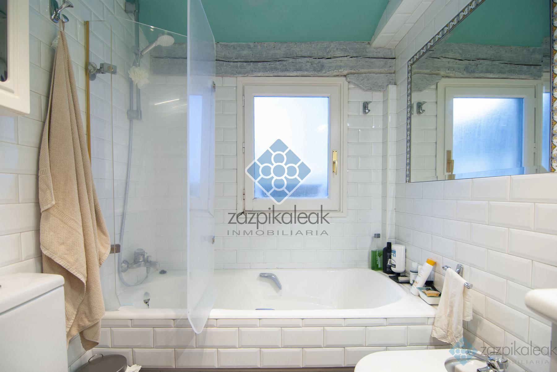 For sale of flat in Bilbao
