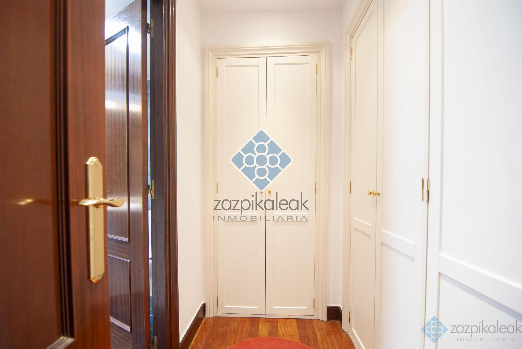 For sale of flat in Bilbao