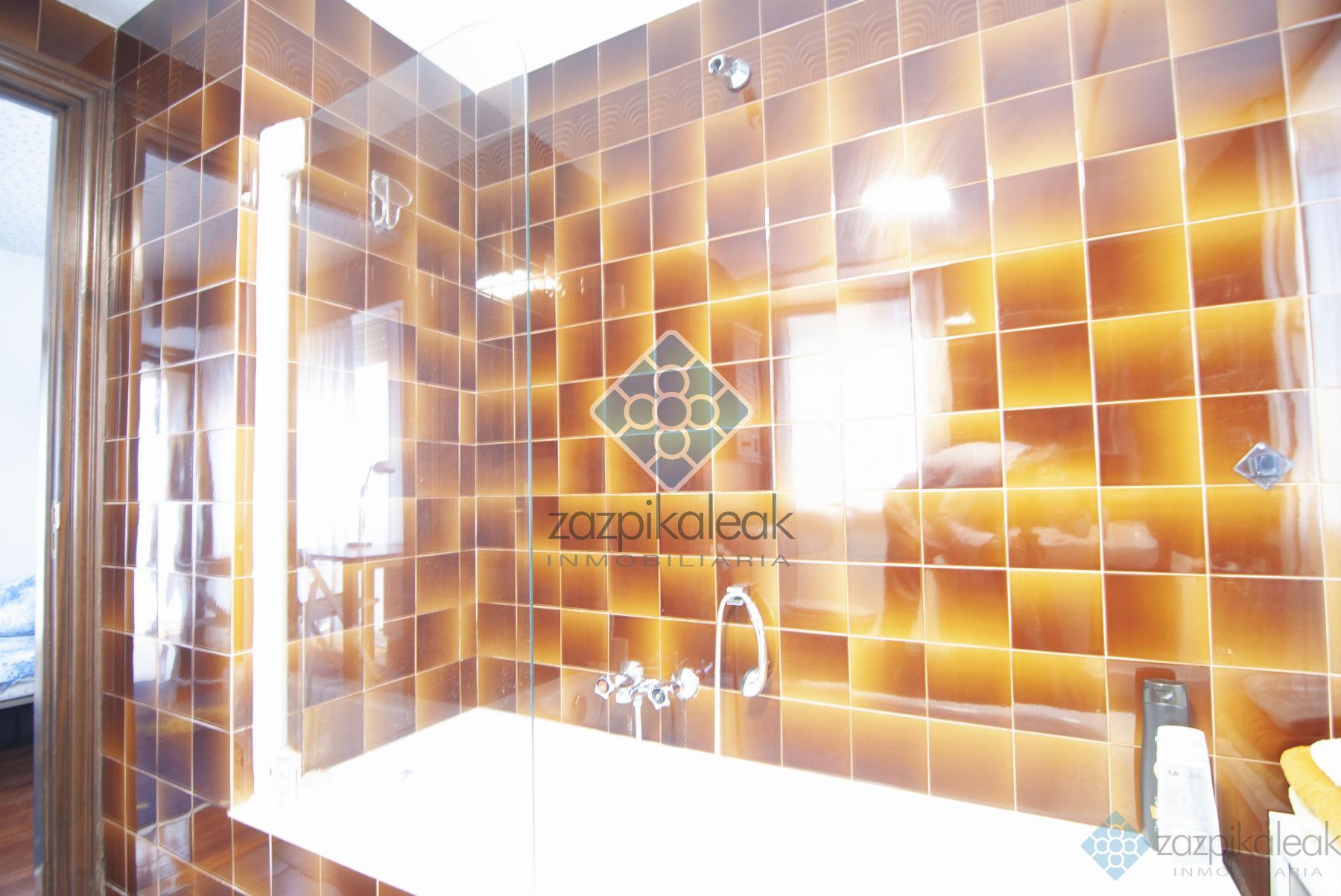 For sale of flat in Bilbao