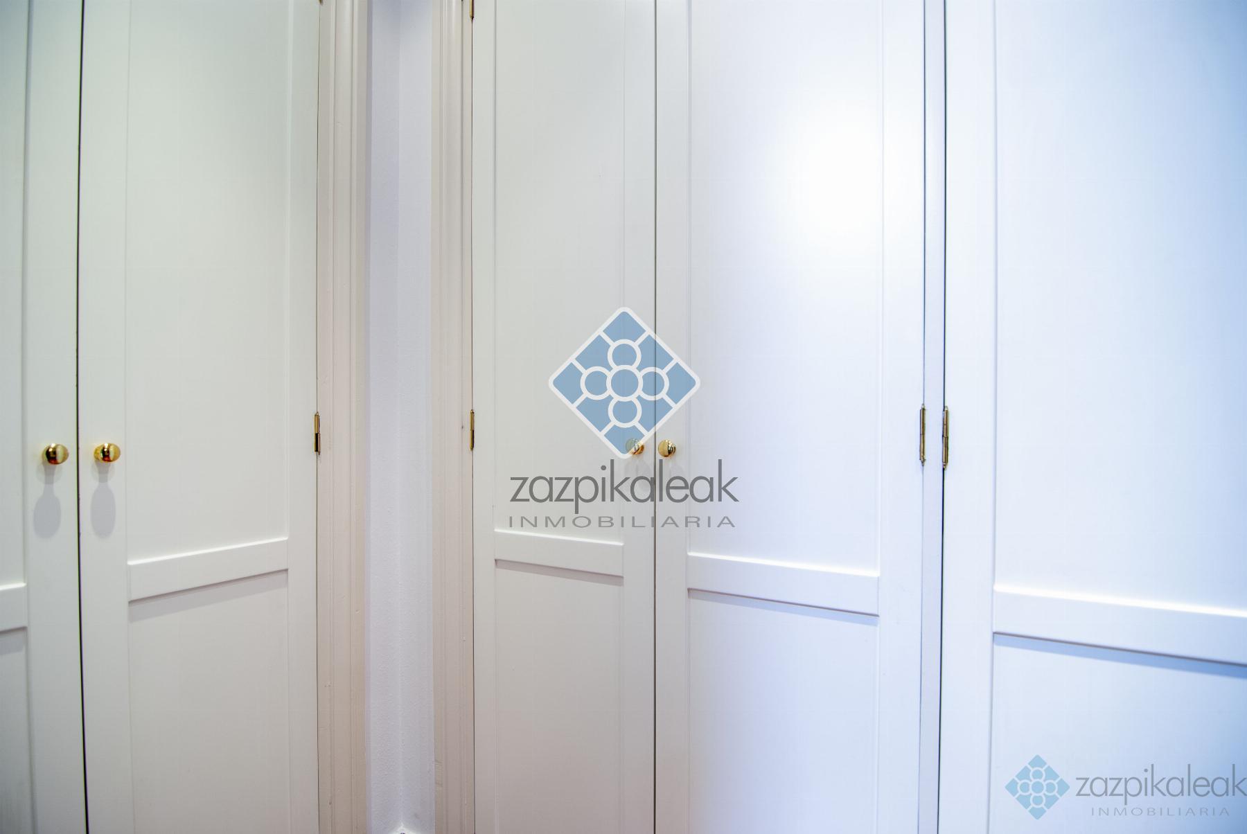 For sale of flat in Bilbao