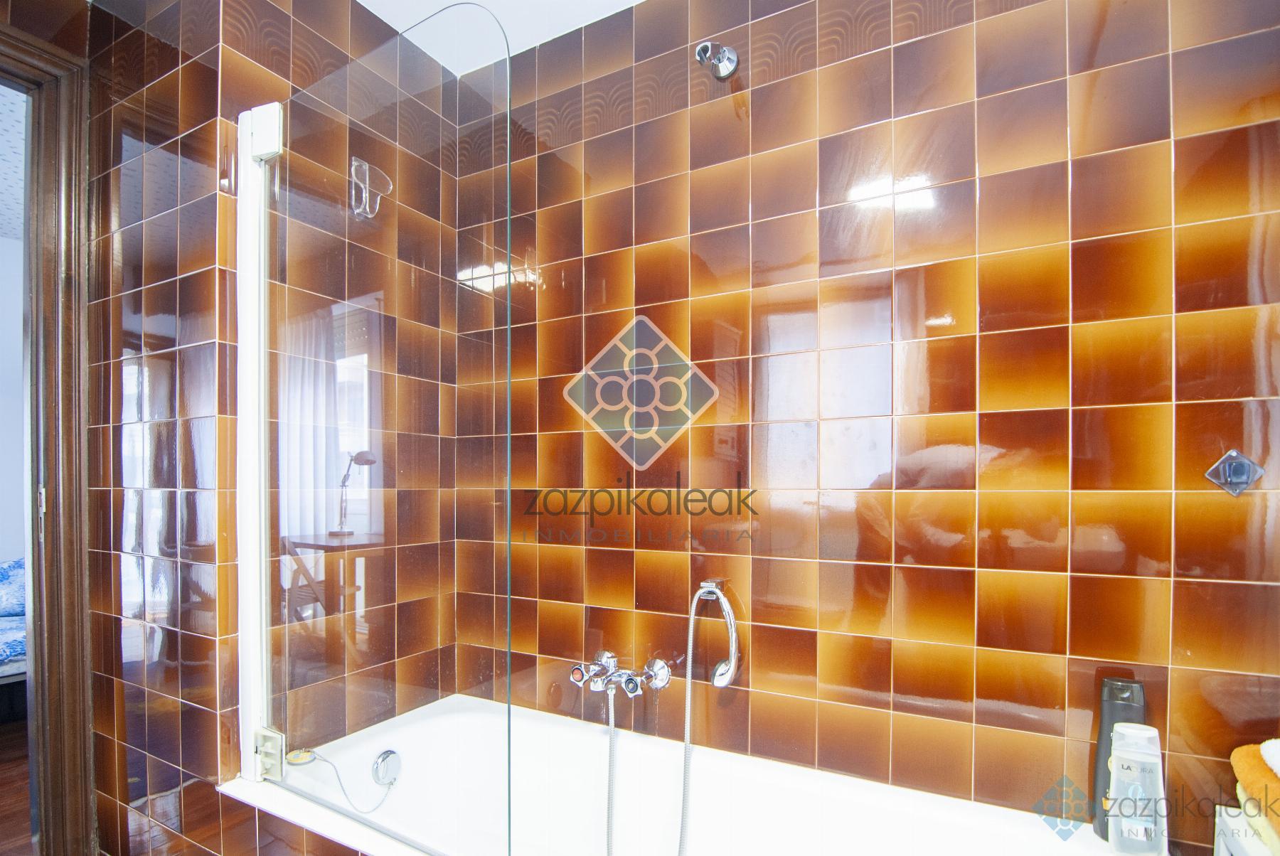 For sale of flat in Bilbao