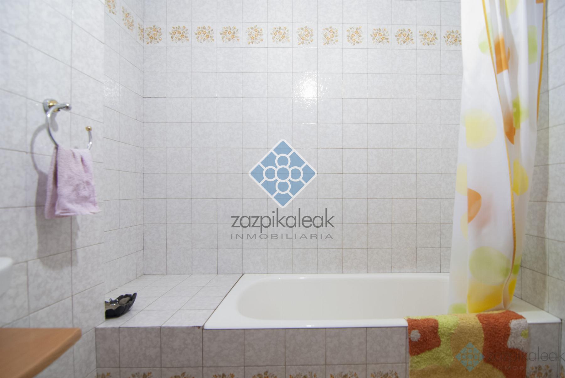 For sale of flat in Bilbao