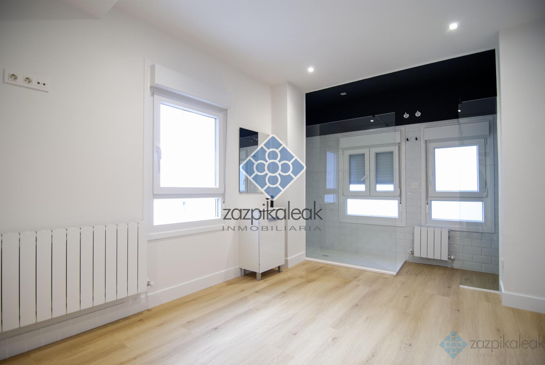 For sale of flat in Bilbao