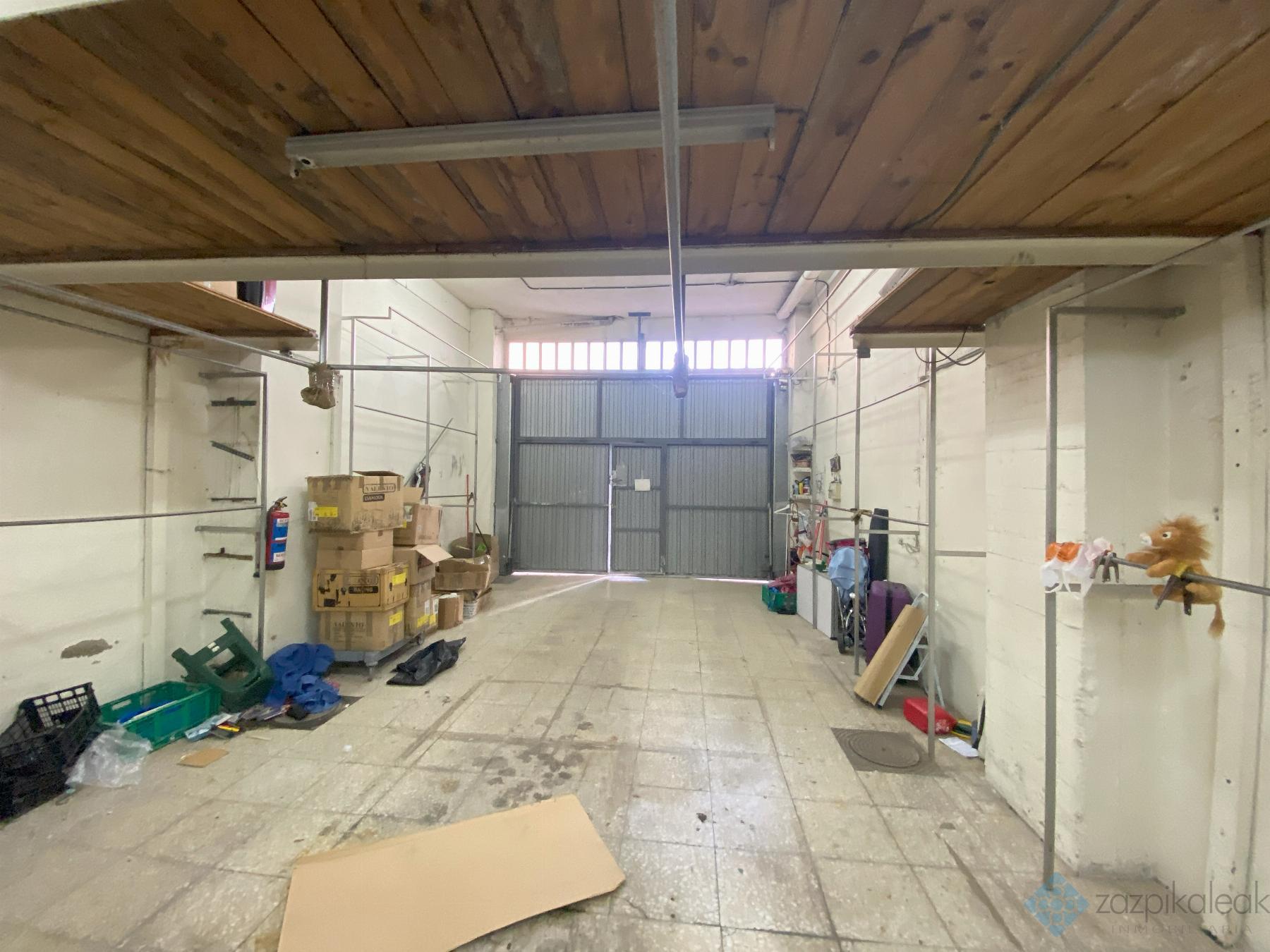 Zu verkaufen von garage in
 Bilbao