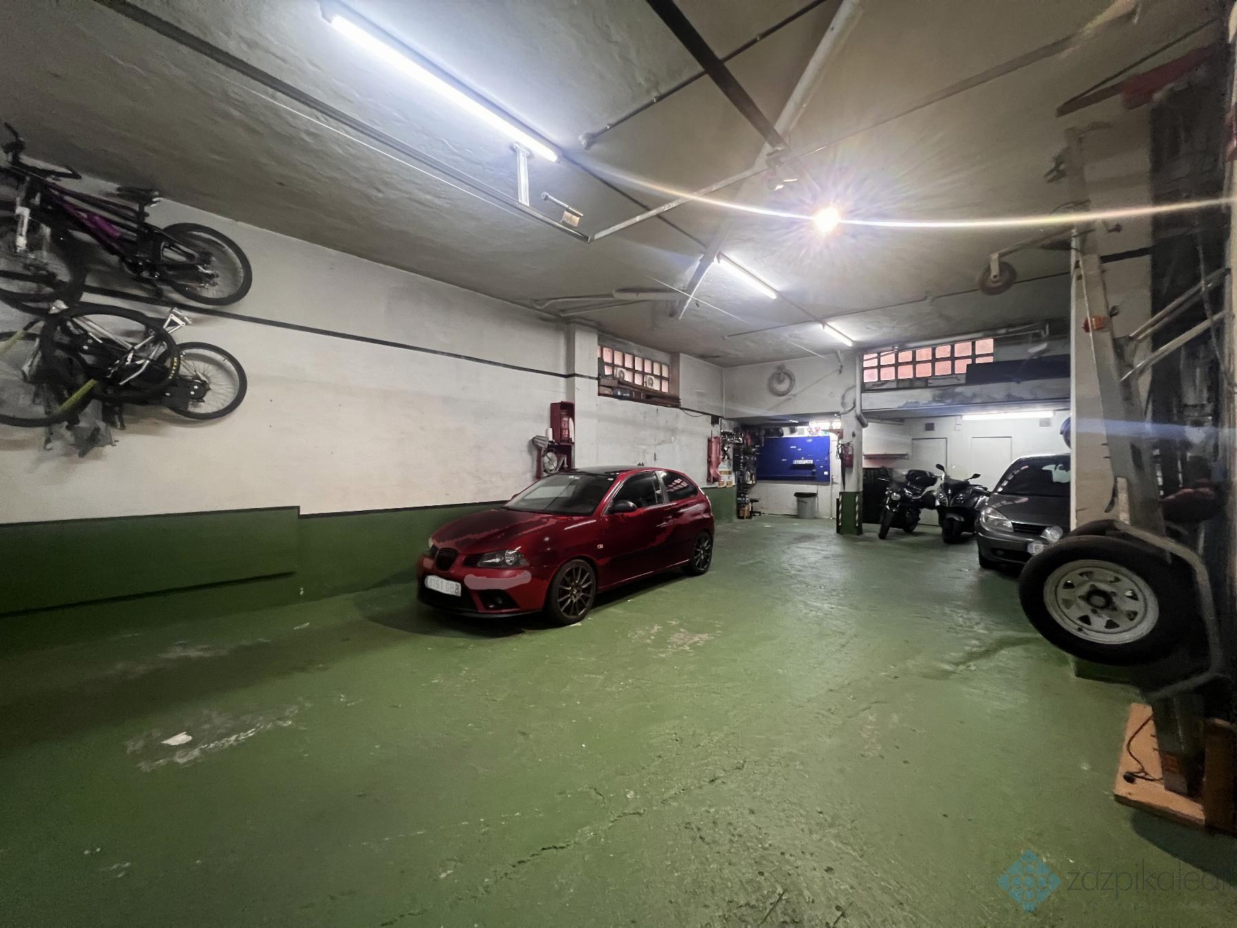 Venta de garaje en Bilbao
