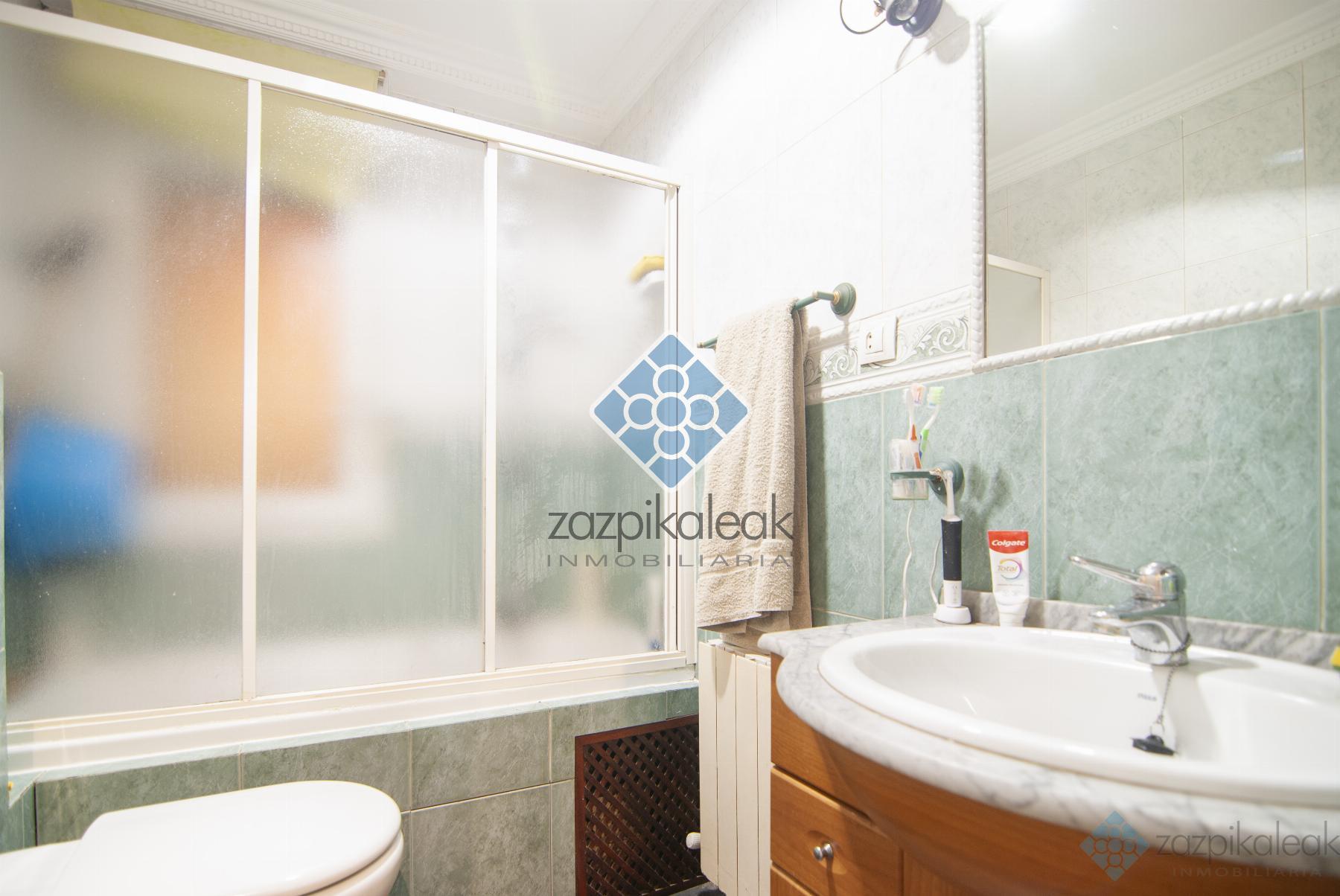 For sale of flat in Bilbao