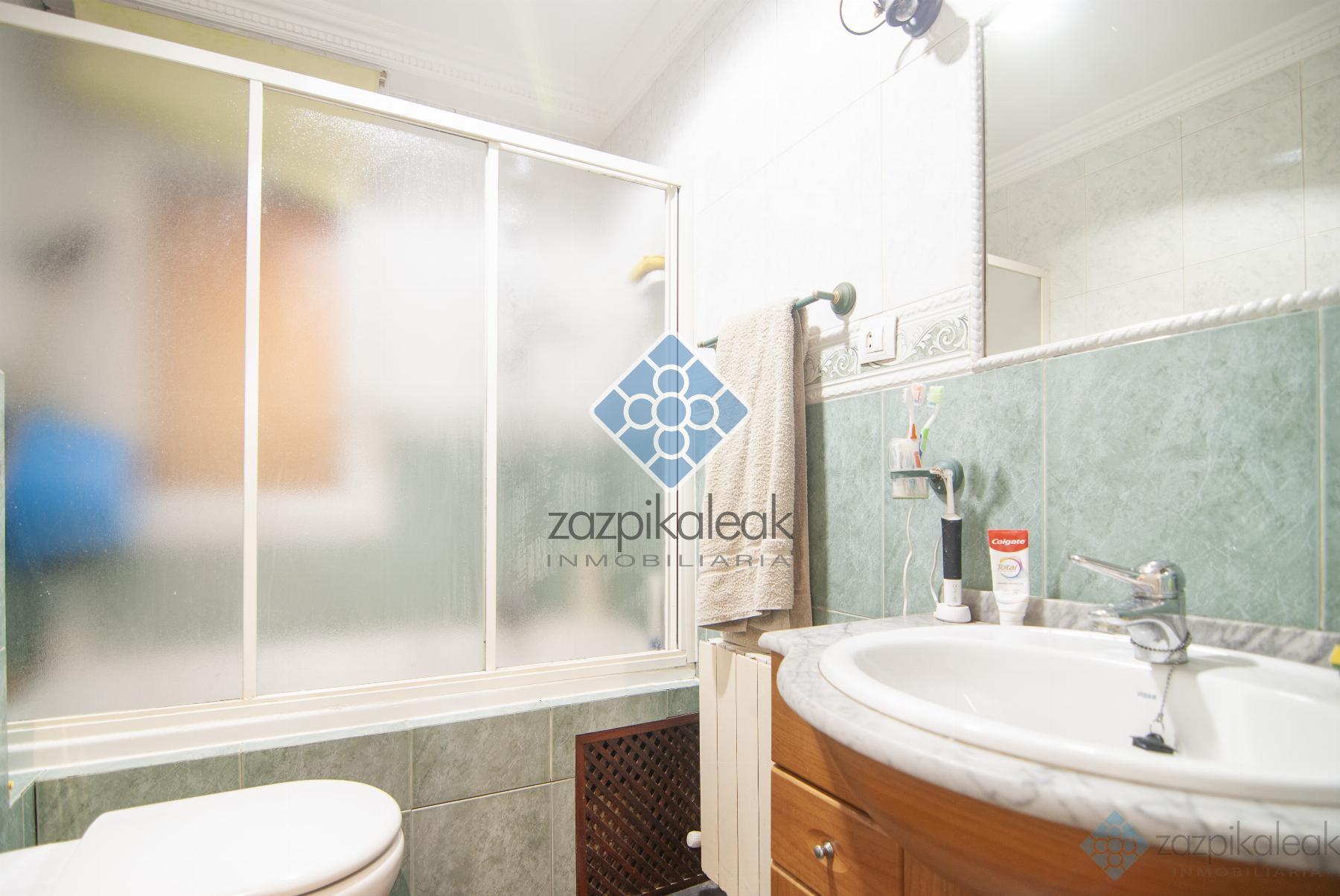 For sale of flat in Bilbao