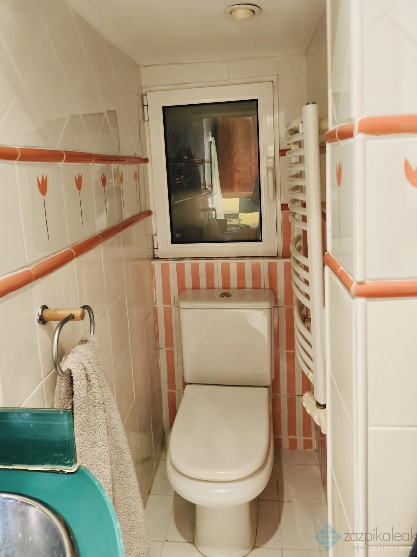 For sale of flat in Bilbao