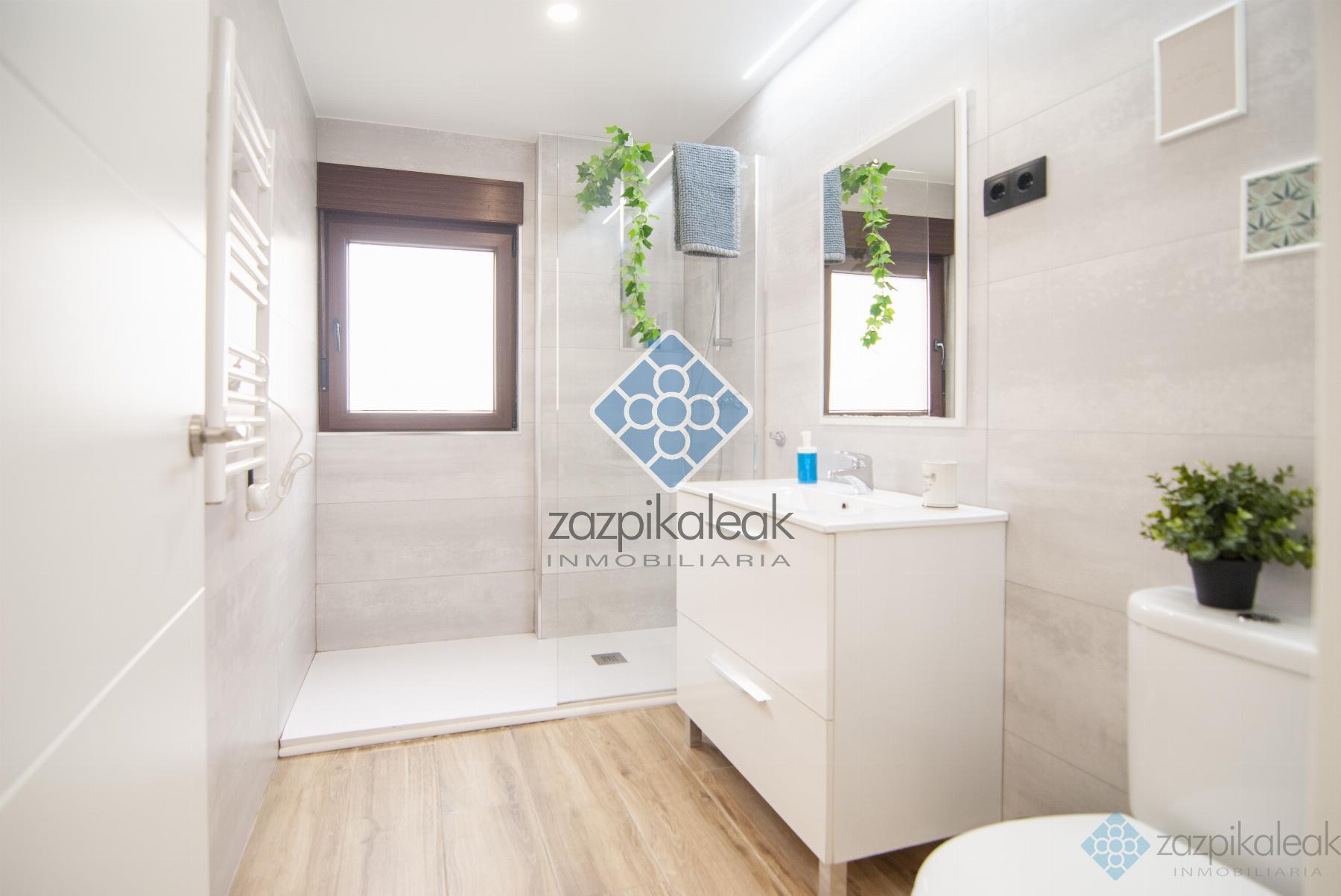 For sale of flat in Bilbao