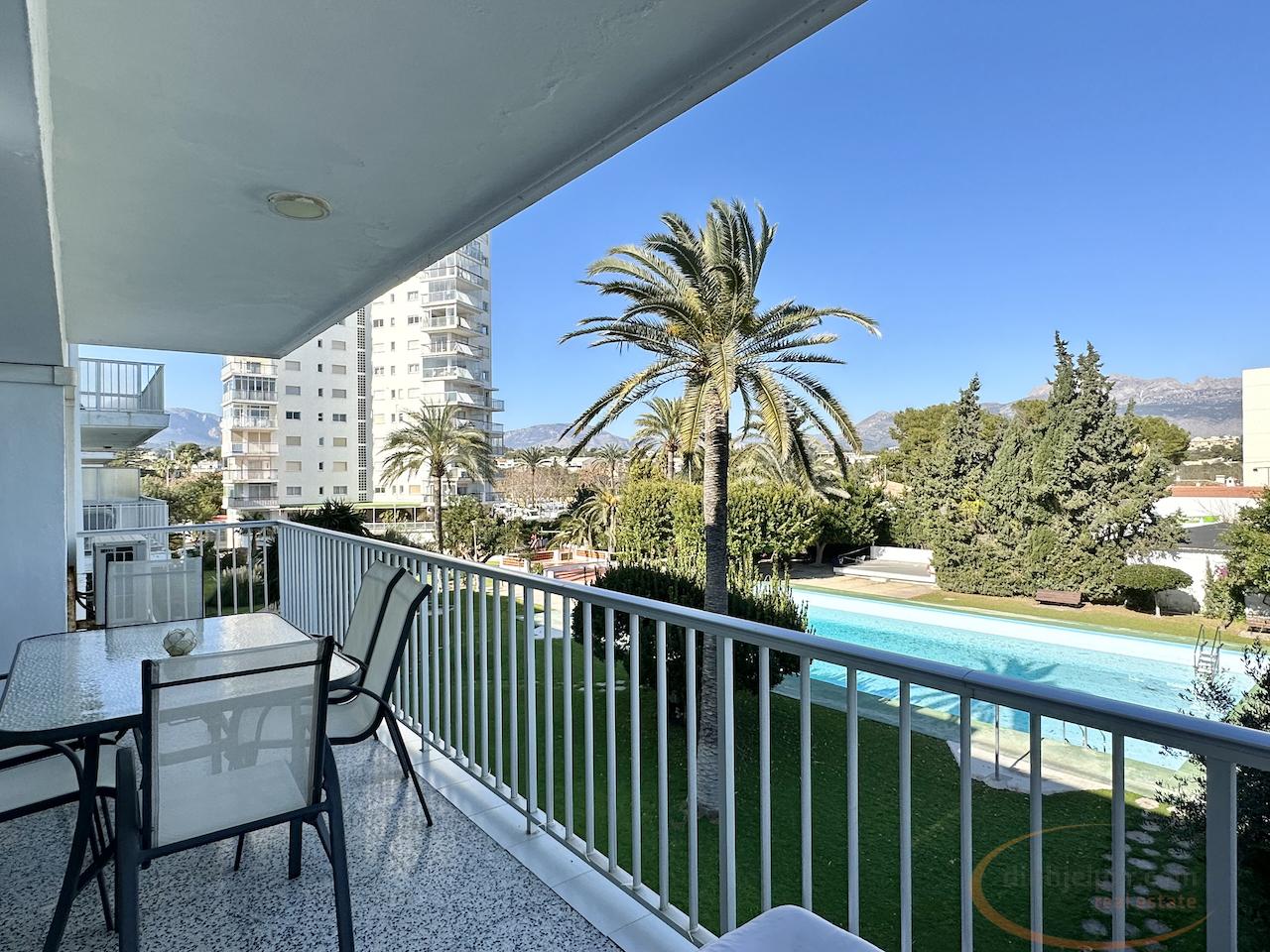 For sale of apartment in Playa del Albir