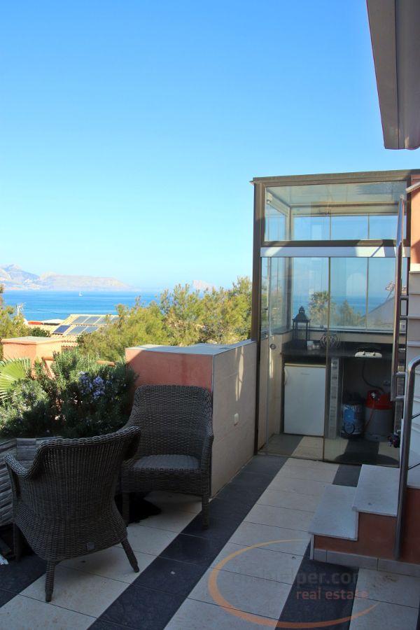 For sale of penthouse in Playa del Albir