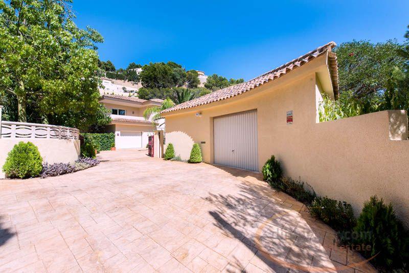 For sale of house in Altea