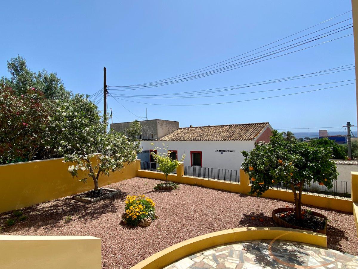 For sale of chalet in Villajoyosa