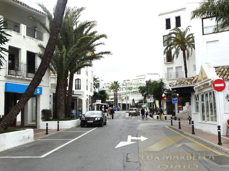 Venta de local comercial en Marbella