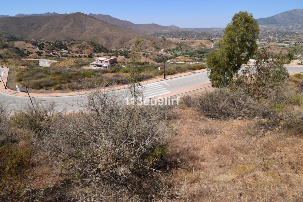 For sale of land in La Cala Golf