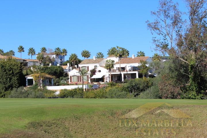 For sale of villa in Sotogrande Alto