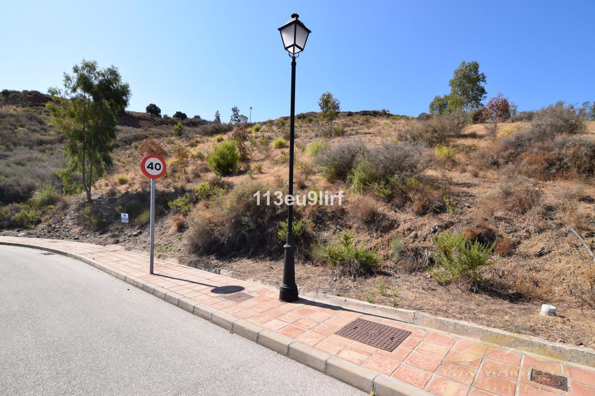 For sale of land in La Cala Golf