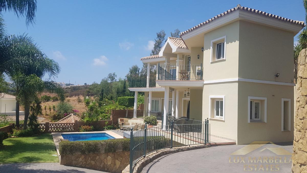 Venta de villa en La Cala de Mijas