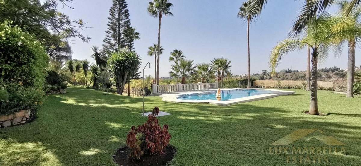 Venta de villa en Estepona