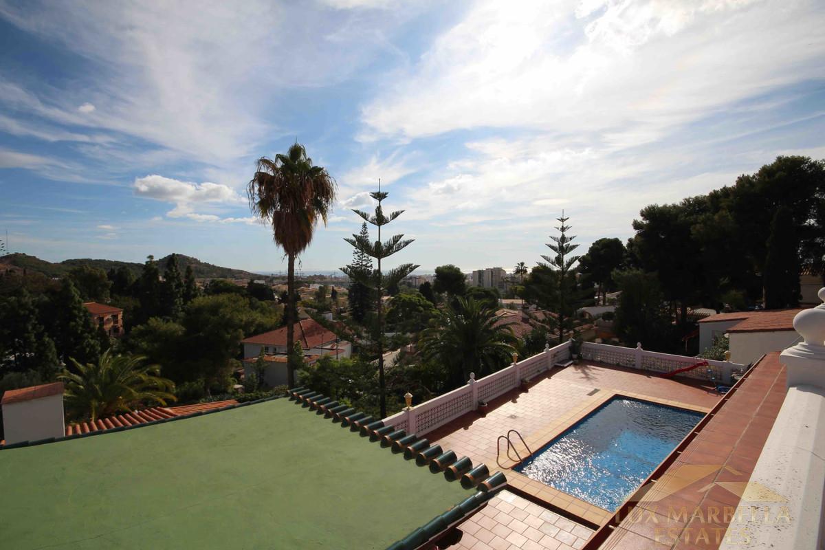 For sale of villa in Málaga