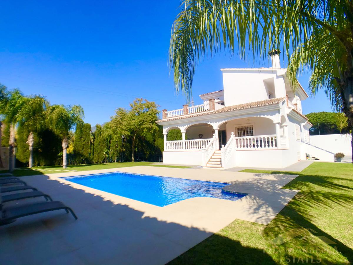 For sale of villa in Marbella
