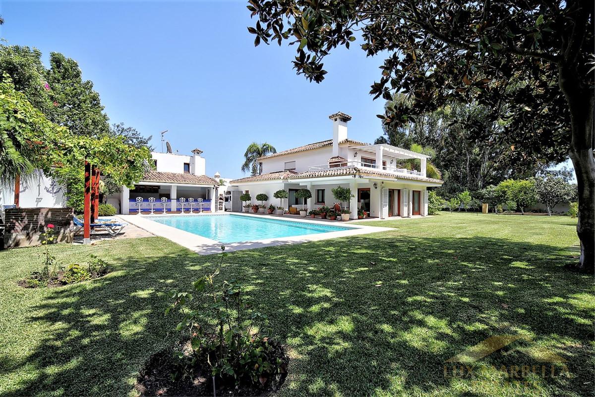 For sale of villa in Costalita