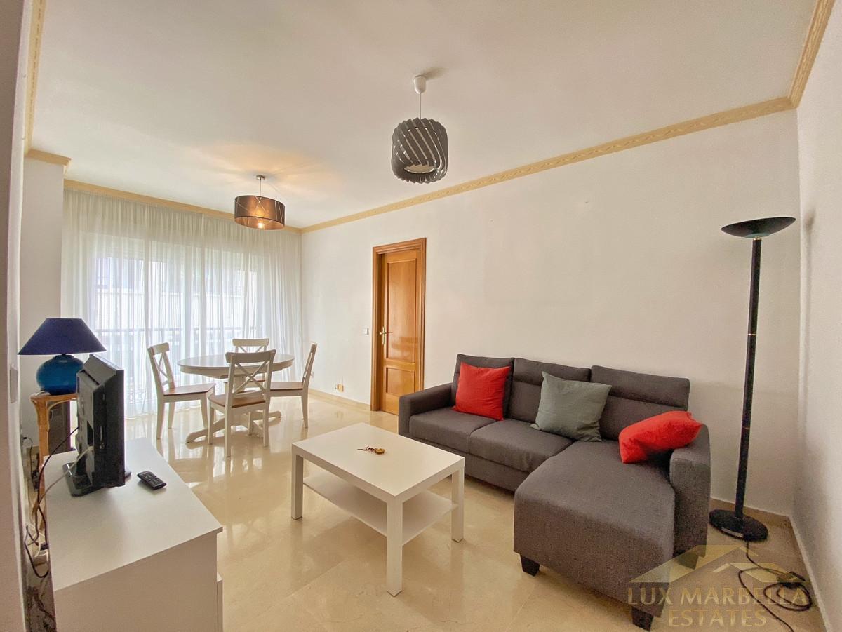 For sale of apartment in Marbella